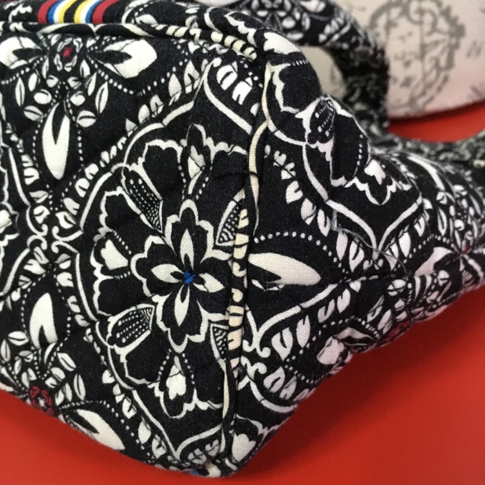 Vera Bradley Small Vera Tote Bag in Barcelona Print Fabric Black/White/Multi - Picture 10 of 11